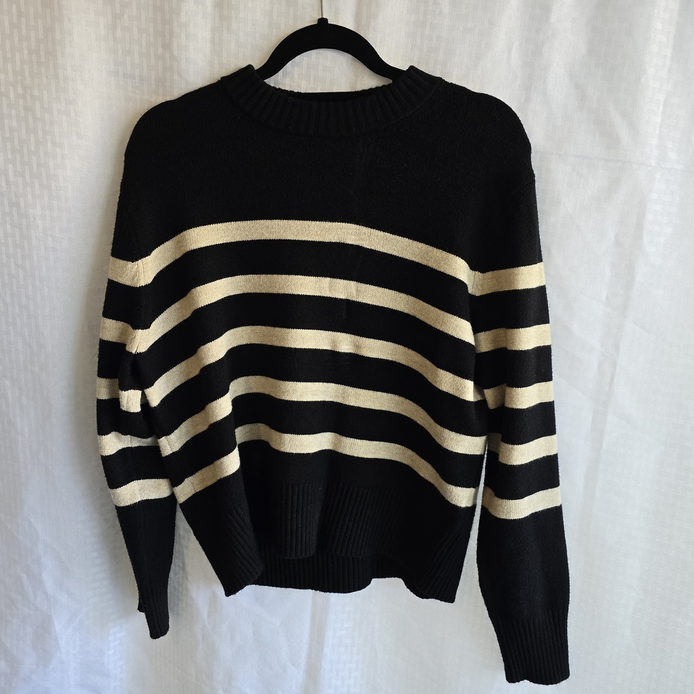 A New Day Black and Cream Crew Neck Sweater